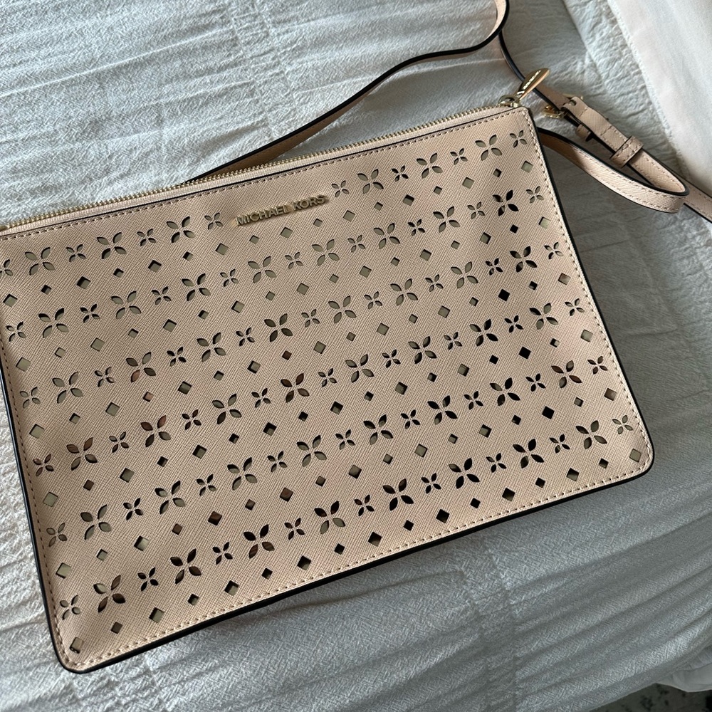 Michael Kors Crossbody/Clutch purse